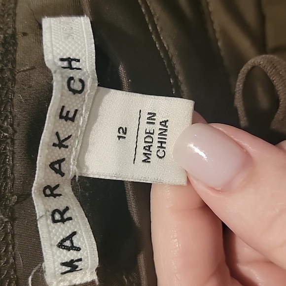 Marrakech Anthropologie Camoflage Jogger Pants Size 12 - Picture 4 of 5